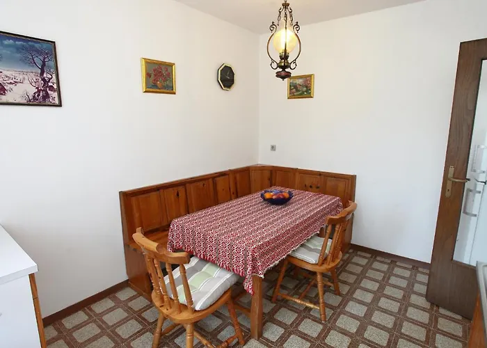 Jozef\'S Apartment - Stylish Retreat In Portoroz