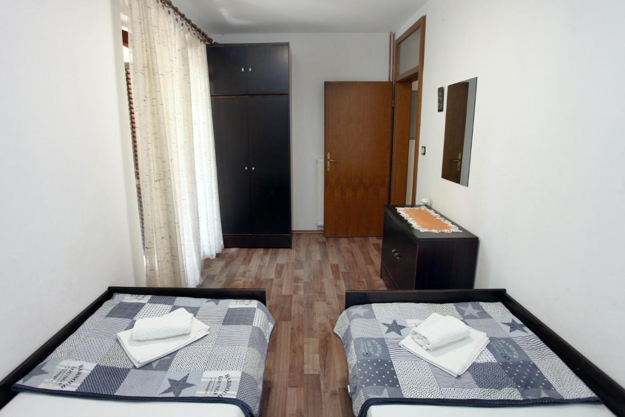Jozef's - Stylish Retreat In *