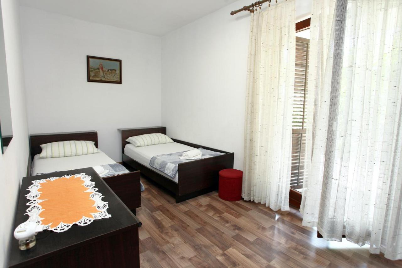 Jozef's - Stylish Retreat In Apartament Portorož