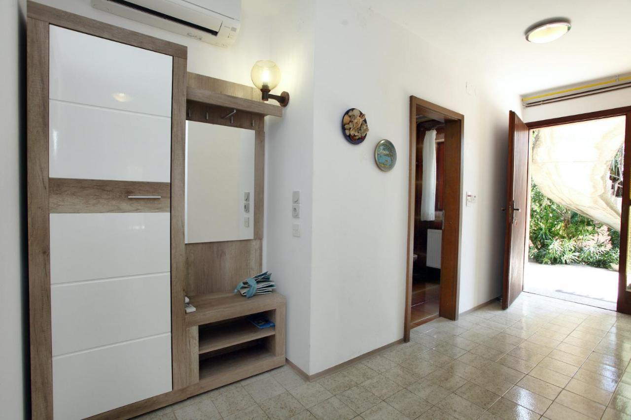 Jozef's - Stylish Retreat In Apartment *