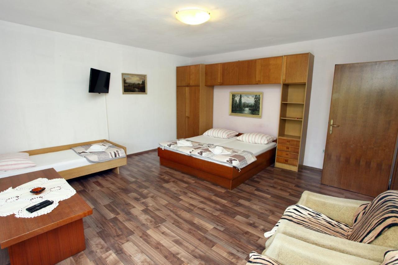 Jozef's - Stylish Retreat In Portoroz