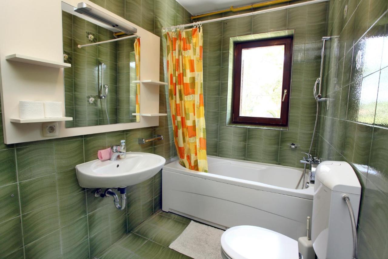 Jozef's - Stylish Retreat In Apartament Portorož