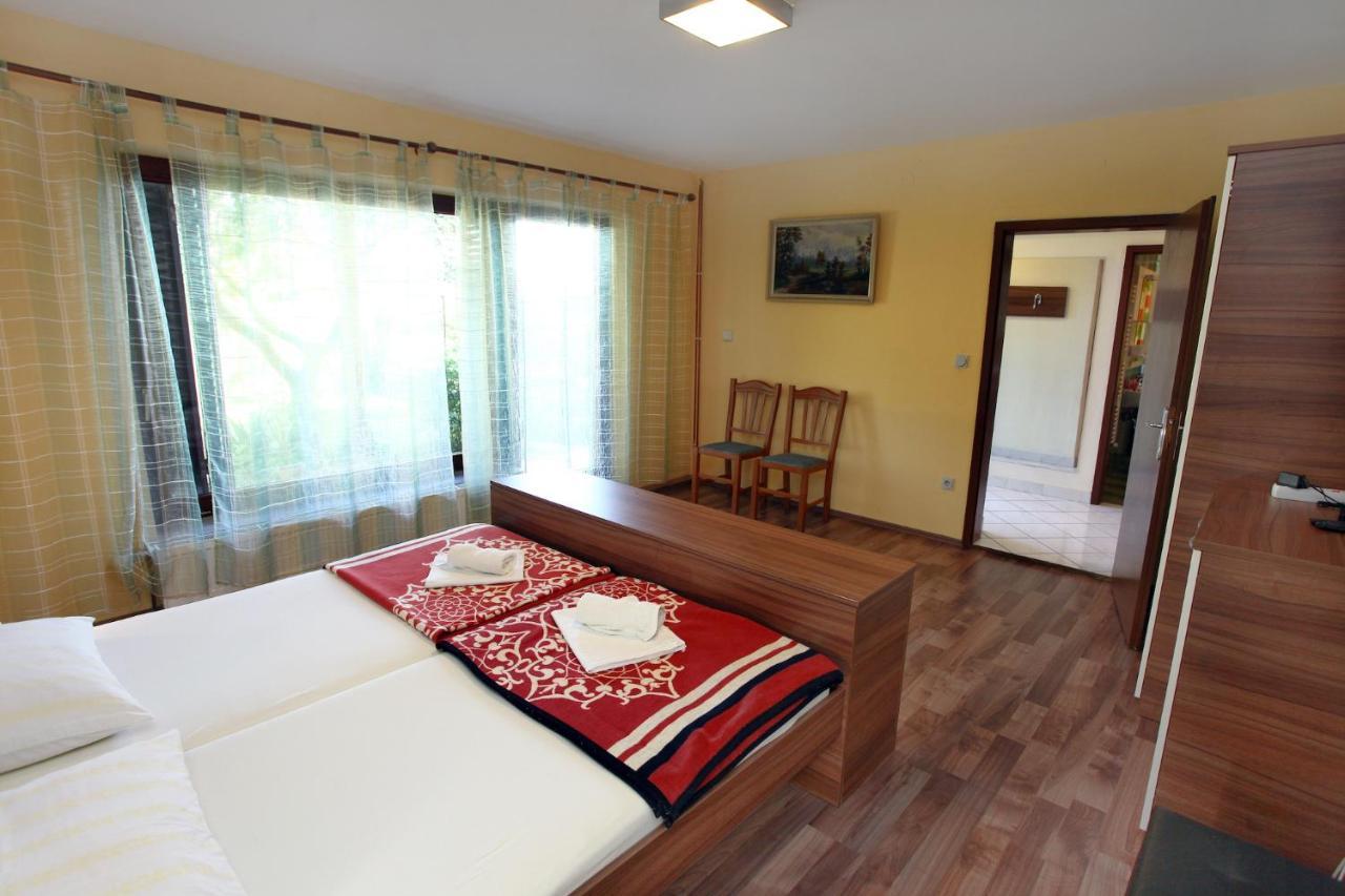 Apartment Jozef's - Stylish Retreat In *